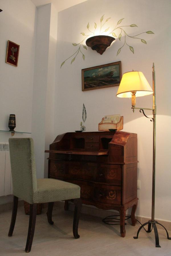Apartamentos La Casa Pintada Caces Εξωτερικό φωτογραφία
